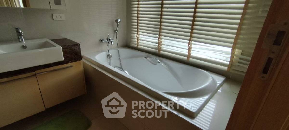 picture 2-BR 39 By Sansiri, 100m to BTS Phrom Phong, 14th-Floor (80 Sqm) (ID 3099793) - 10/34