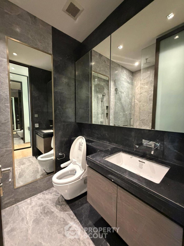 picture 2-BR Condo At 28 Chidlom, 18th Floor, 300m to BTS Chit Lom (ID 3102370) - 13/16
