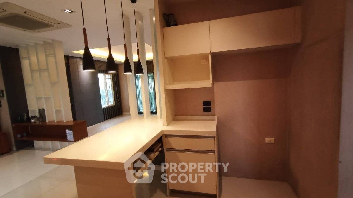 รูป บ้าน 3 ห้องนอน ขาย ที่ แมนทนา อ่อนนุช-วงแหวน 3 ใกล้ ดอกไม้ พรเวศ (ID 3099850) - รูปที่ 11/16