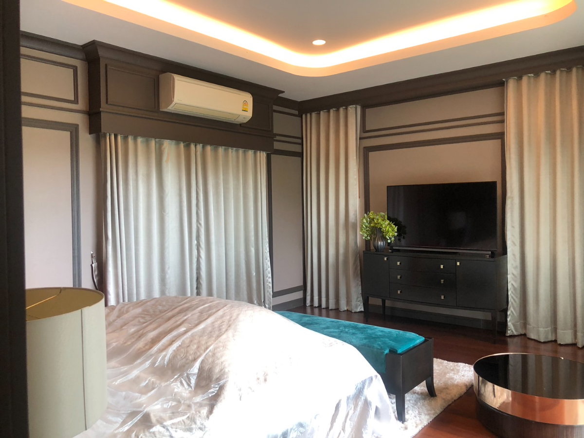 รูป ขายบ้านเดี่ยวหรู เศรษฐศิริ ปิ่นเกล้า กาญจนาภิเษก สาย2 หลังมุม ตามหลักฮวงจุ้ย อยู่แล้วรวยมาก บนพื้นที่ 140 ตารางวา 4ห้องนอน 4 ห้องน้ำ - รูปที่ 15/27