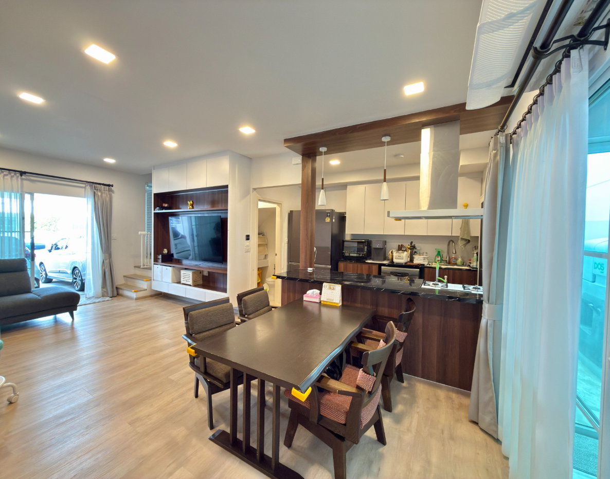 รูป [ขาย] ทาวน์โฮม Villaggio 3 สภาพใหม่กริบ! ต่อเติมครบจบพร้อมอยู่ 3 นอน 3 น้ำ เพียง 4.99 ล้านบาท - รูปที่ 7/27