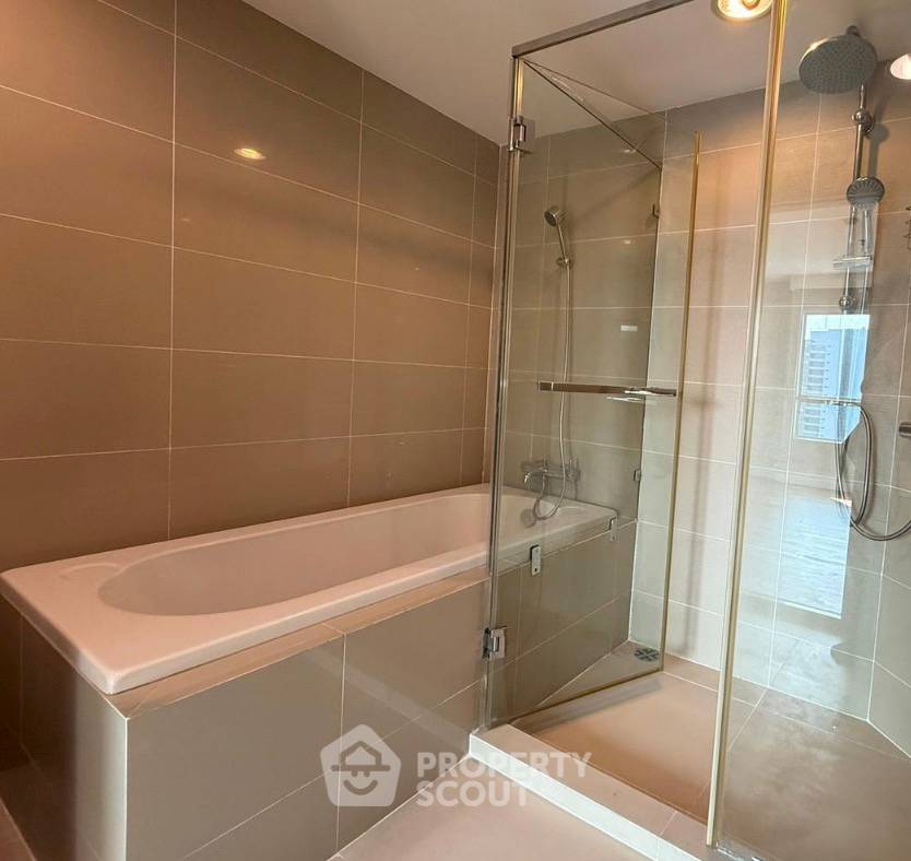 picture 2-BR 88 Sqm Condo On 28th Floor, Belle Grand Rama 9 Near MRT Phra Ram 9 (ID 3097300) - 10/11