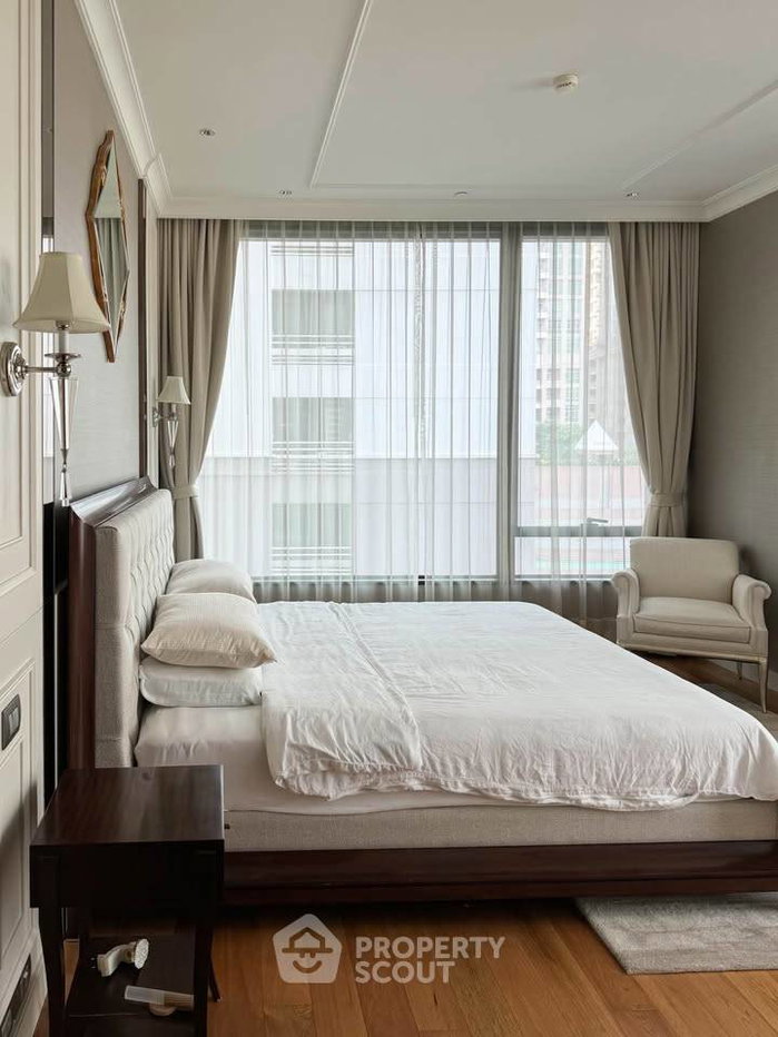 picture 2-BR Condo At Sindhorn Residence, 158 Sqm Near BTS Ratchadamri (ID 3098160) - 6/12
