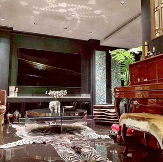 3-BR 182 Sqm Condo For Sale At Baan Na Varang, 300m to BTS Chit Lom (ID 3098433)