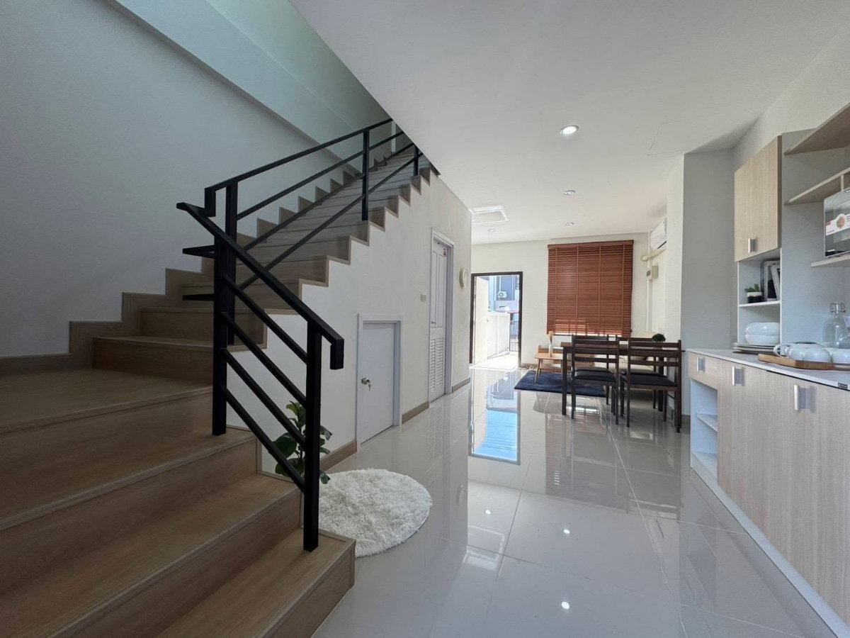 รูป บ้านสราญรมย์วิวทาวน์โฮม 2 ชั้น ฟังก์ชันครบ ที่ดินขนาดเริ่มต้น 17-31ตร.ว. @สันป่าตอง เชียงใหม่ T. 063-6649056 - รูปที่ 11/22