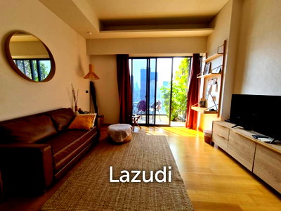 คอนโดให้เช่า : 47 sqm high-floor condo Siamese Exclusive Sukhumvit 31 Bangkok