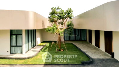 Houses for sale Bang Lamung Chonburi : Pet-Friendly 6-Bed Villa For Sale, Marlin Villa Pattaya (ID 2327169)