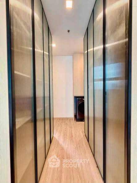 picture High-Floor 1-BR 42 Sqm Noble State 39, 400m to BTS Phrom Phong (ID 3102961) - 4/9