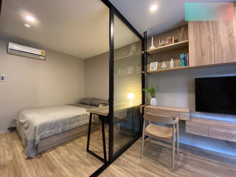P-55025 | บลอสซั่ม คอนโด แอท สาทร-เจริญราษฎร์ 🔥✨ คอนโดให้เช่า 1 ห้องนอน วิวสวน เฟอร์นิเจอร์ครบ พร้อมเครื่องซักผ้า ใกล้ BTS สุรศักดิ์ พร้อมเข้าอยู่ ✨