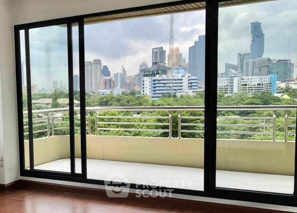 picture 2-BR 116 Sqm Condo For Rent At Supreme Ville Condominium, MRT Khlong Toei (ID 3098514) - 19/23