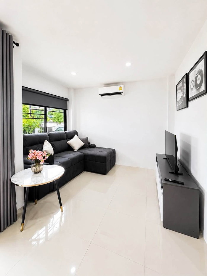 รูป บ้านเดี่ยว 2 ชั้น ในโครงการ บรรยากาศเงียบสงบ ใกล้โรงเรียนนานาชาติ #CHD101839 - รูปที่ 2/18
