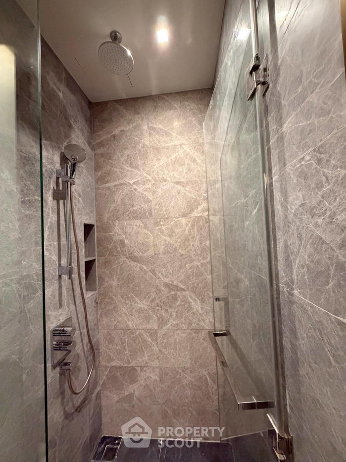 picture 2-BR Condo At 28 Chidlom, 18th Floor, 300m to BTS Chit Lom (ID 3102370) - 11/16