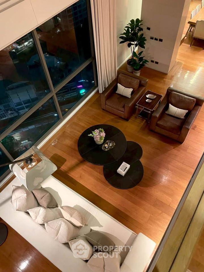 picture Pet-Friendly 4-BR Condo Aequa Sukhumvit 49 Near BTS Thong Lor (ID 3103636) - 2/6