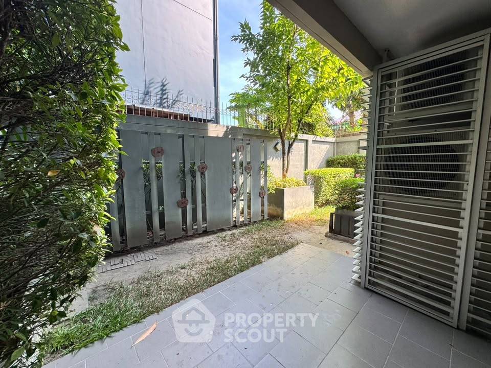 picture Pet-Friendly 2-BR Condo At Maestro 39 Sukhumvit 39, BTS Phrom Phong (ID 3106306) - 10/12