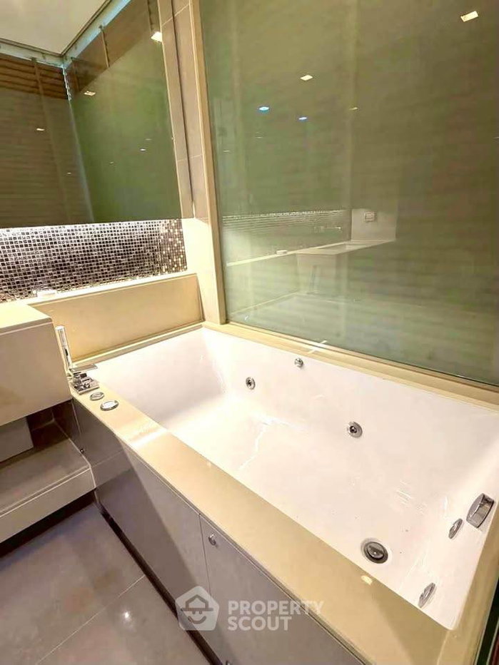 picture 1-BR Condo The Address Asoke, 46 Sqm, 16th-Floor Near ARL Makkasan (100m) (ID 3106412) - 5/6