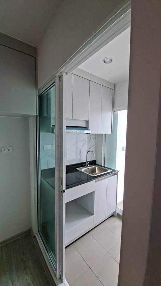 picture Regent Home Bangna | Only 350 m to BTS Bangna | Ready to Move In - 8/9