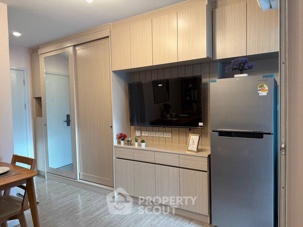 picture 1-BR Condo For Rent, 28 Sqm, 23rd-Floor At Regent Home Bangna Near BTS Bang Na (ID 3107628) - 2/7