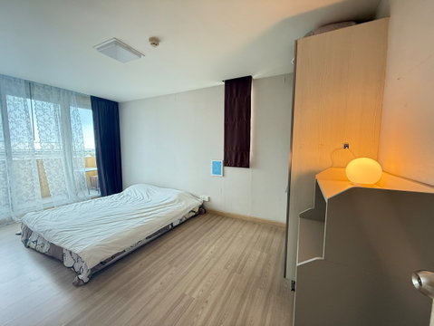 Condo for sale, M Society Condo, Bldg C, 11 th fl, 2 bedrooms, 1 bathroom, size 50 sqm, fully furnished, 3 airconditioners, Impact view, east balcony