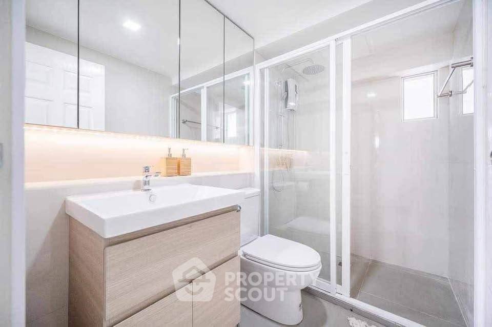 picture 50 Sqm 2-BR Condo At Thonglor Tower, BTS Thong Lo (ID 3106408) - 10/10