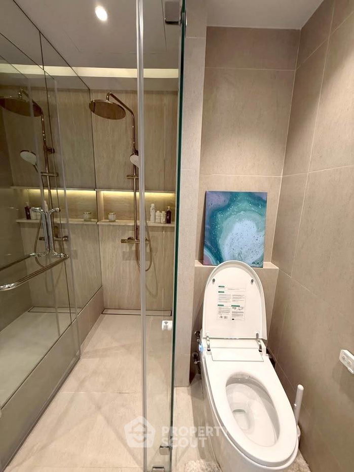 picture 2-BR Condo For Sale At Silom Suite Condominium, 60m To BTS Saint Louis (ID 3107541) - 3/15