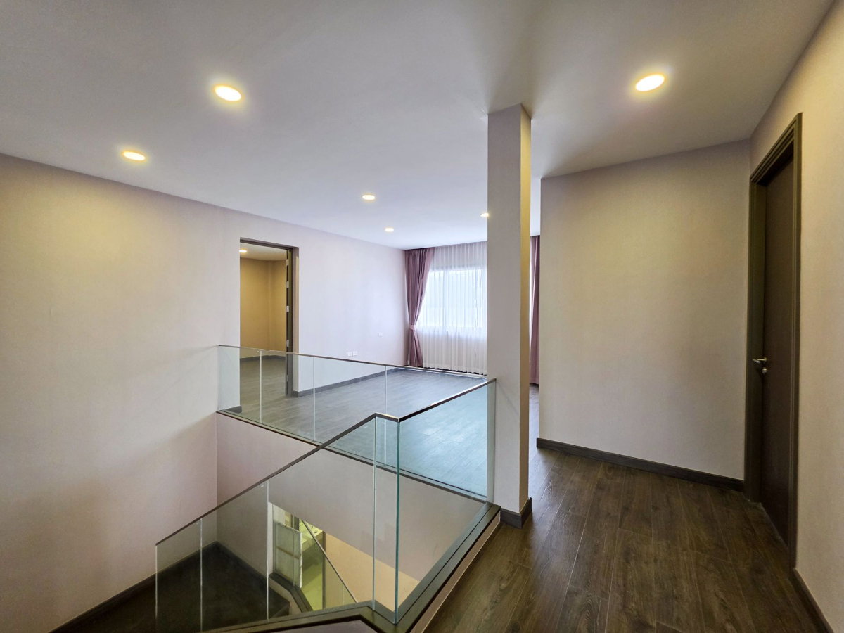 รูป ขายบ้านเดี่ยวลักชัวรี่ 4 ห้องนอน 5 ห้องน้ำ 109.9 ตร.วา พื้นที่ใช้สอย 448 ตร.ม. | ฉัตรเพชร ลักชัวรี่ คัสตอมไมซ์ ถนนเหล่านาดี ขอนแก่น - รูปที่ 11/20