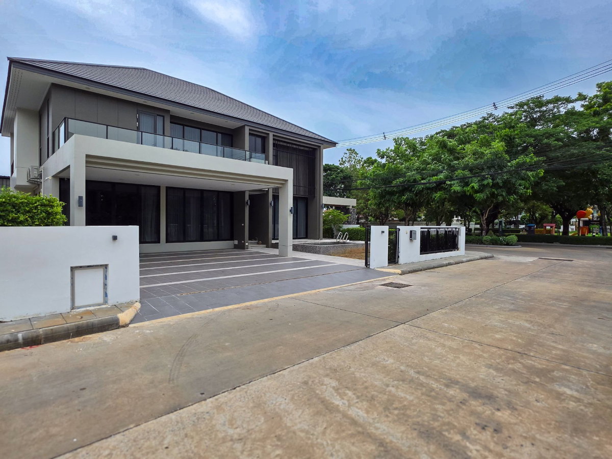 รูป ขายบ้านเดี่ยวลักชัวรี่ 4 ห้องนอน 5 ห้องน้ำ 109.9 ตร.วา พื้นที่ใช้สอย 448 ตร.ม. | ฉัตรเพชร ลักชัวรี่ คัสตอมไมซ์ ถนนเหล่านาดี ขอนแก่น - รูปที่ 3/20