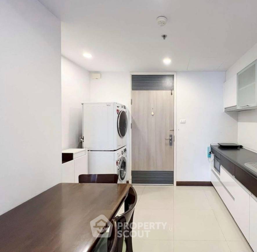 รูป คอนโด 1 ห้องนอน 51 ตร.ม. ขาย สุพรีม เพรสทีจ @ อโศก ใกล้ MRT เพชรบุรี 200 ม. (ID 3068233) - รูปที่ 9/9