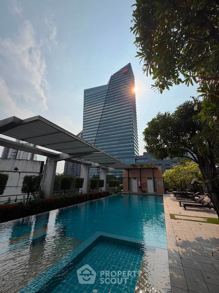 picture 1-BR 41 Sqm Condo For Sale Centric Scene Sukhumvit 64, 400m to BTS Udom Suk (ID 3103124) - 12/12