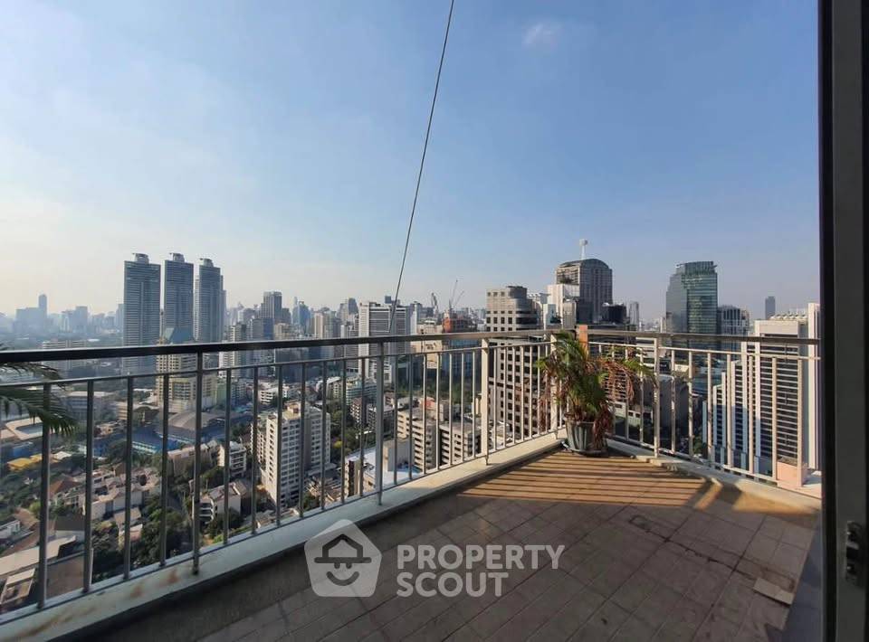 รูป คอนโด 4 ห้องนอน 272 ตร.ม. บานศิริ 24 ชั้นสูง 33 ใกล้ BTS พร้อมพงษ์ (ID 2958737) - รูปที่ 4/9