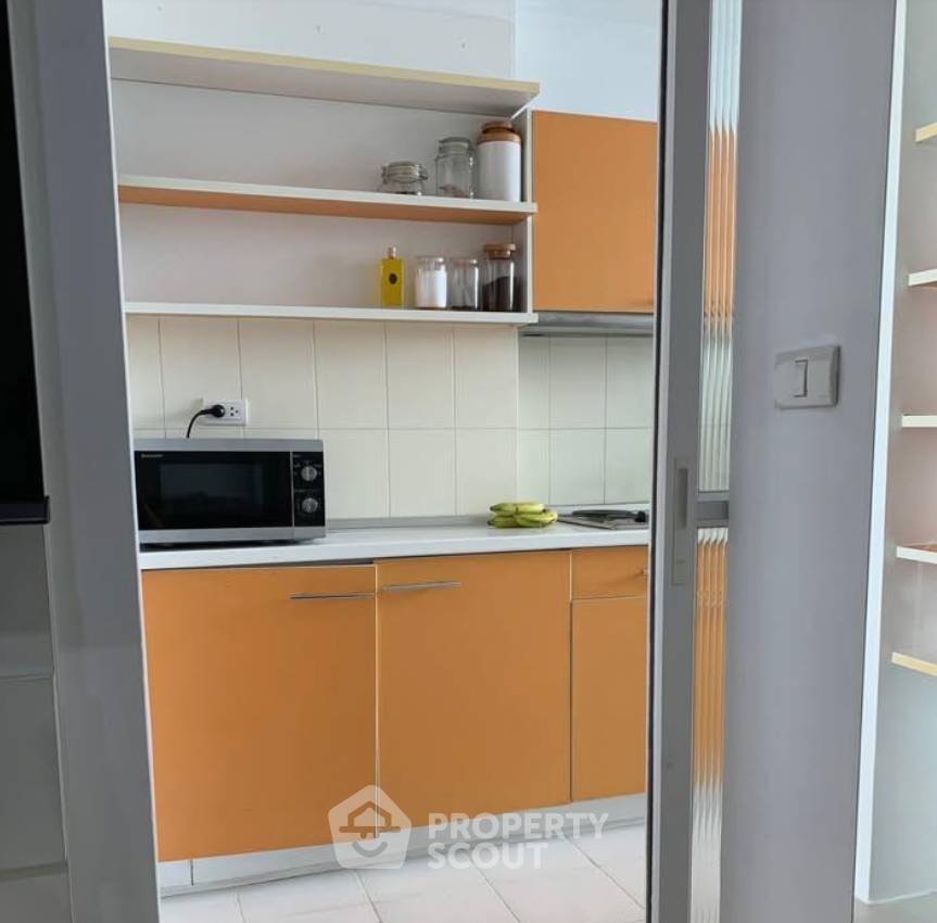 picture 1-BR 40 Sqm Condo In Life @ Ratchada-Huaikwang, 400m MRT Sutthisan (ID 3100646) - 4/4