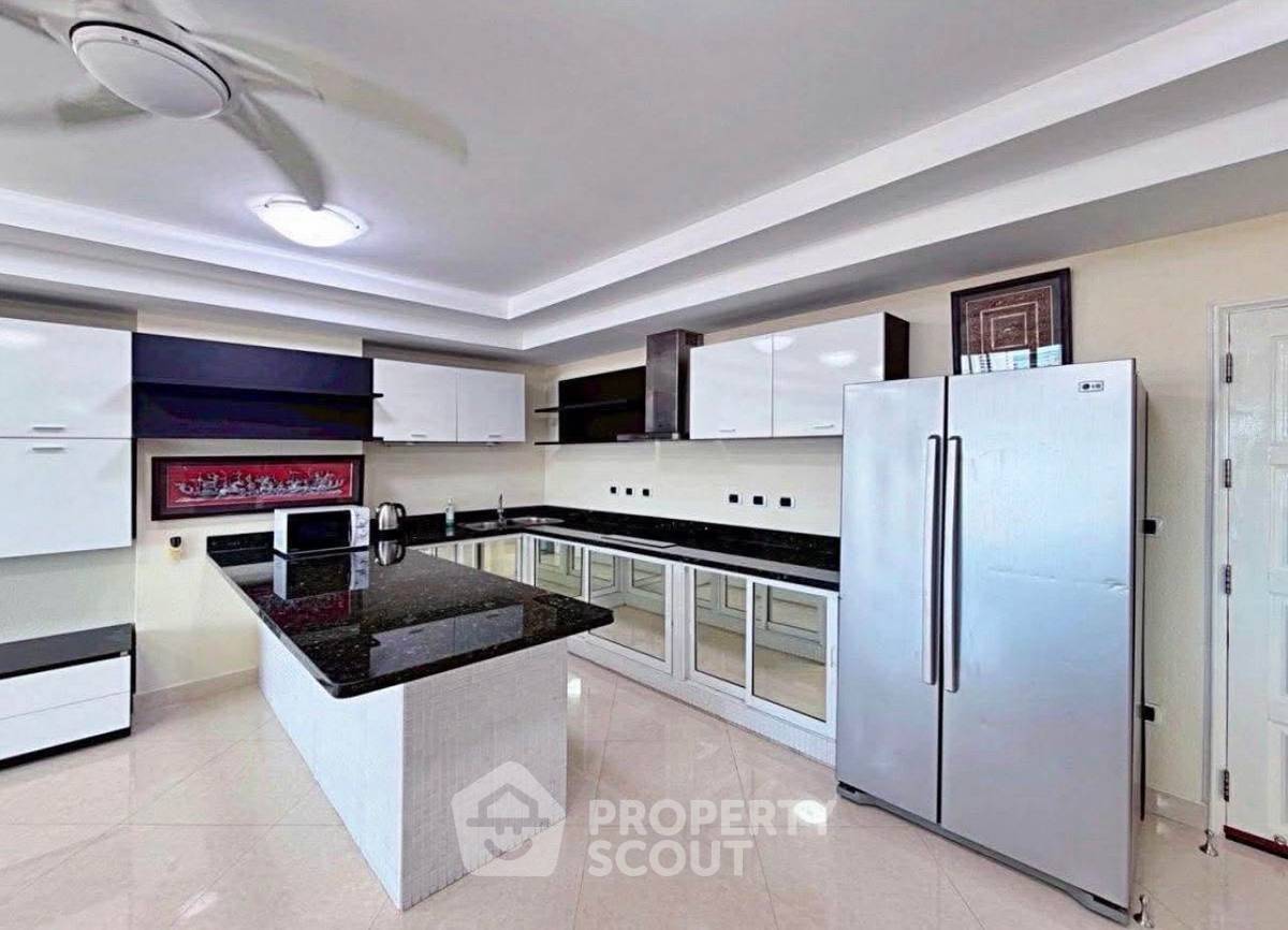 picture 2-BR Condo For Sale, View Talay 5 Jomtien Beach (ID 3107409) - 9/16