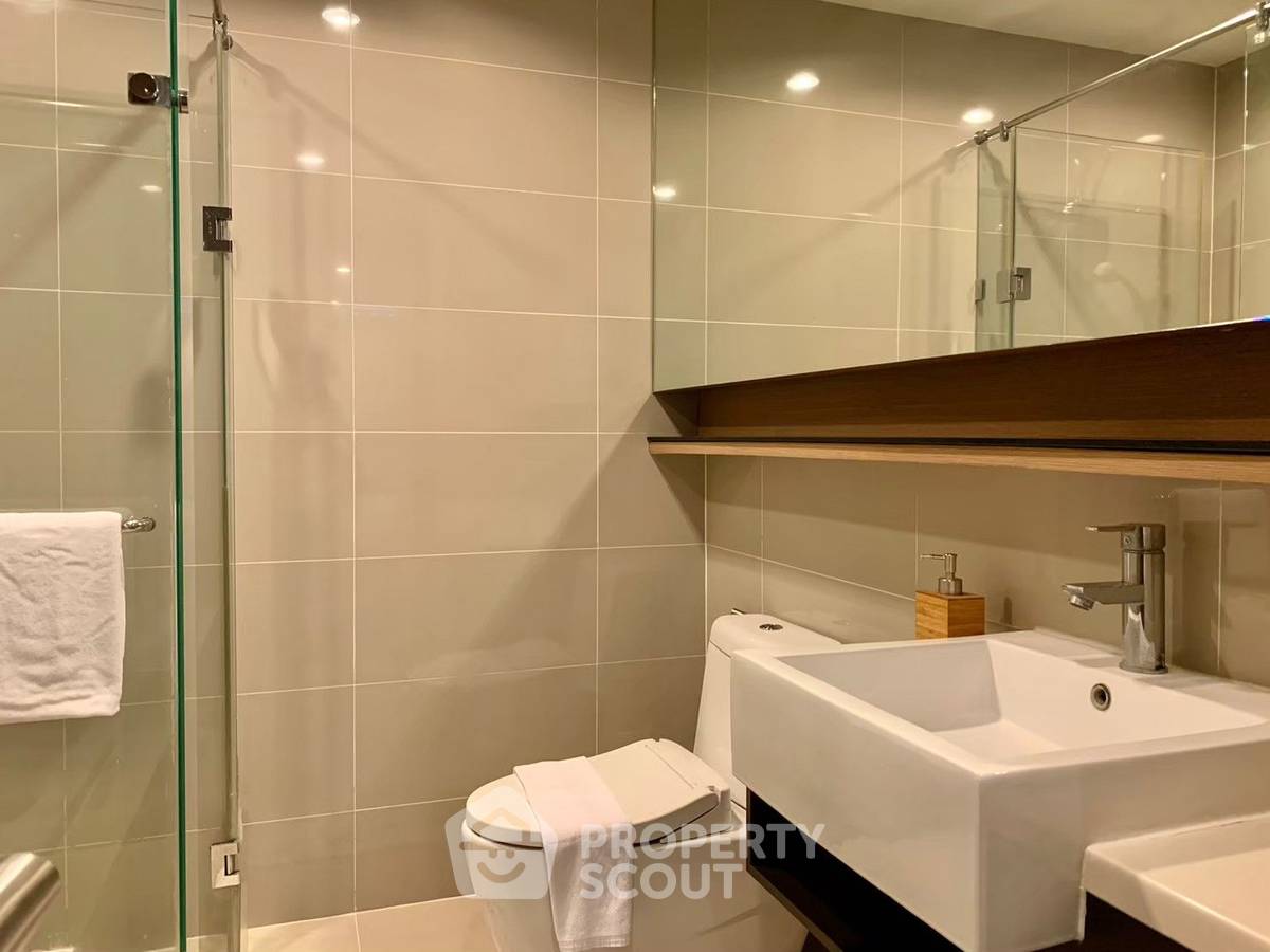 รูป ขายคอนโด 2 ห้องนอน ชั้น 19 ขนาด 82 ตร.ม. ที่ 15 สุขุมวิท เรสซิเดนซ์ ใกล้ BTS นานา 300 ม. (ID 1900380) - รูปที่ 2/23