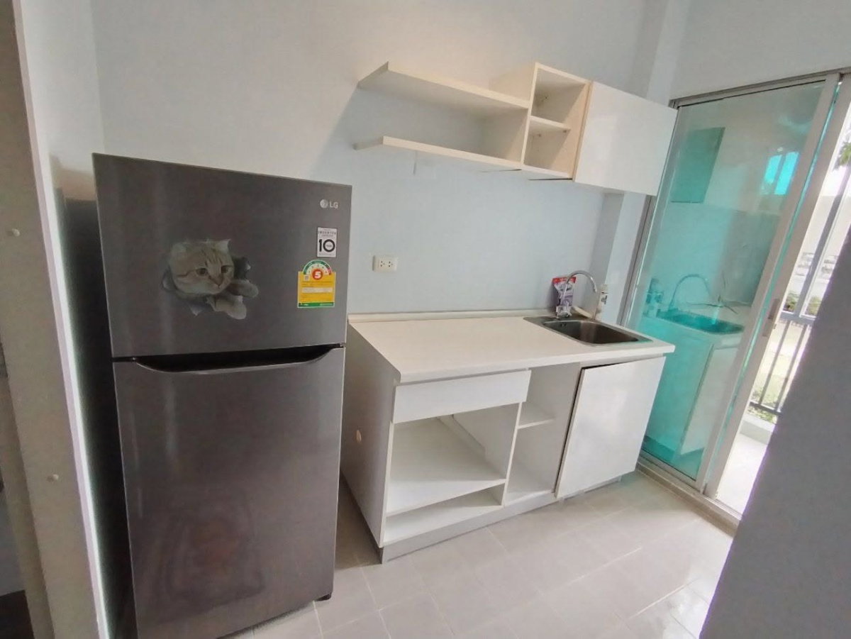 รูป ห้องสวย เดินทางสะดวก เป็นสัดส่วน คิทท์ ติวานนท์ - รูปที่ 6/7