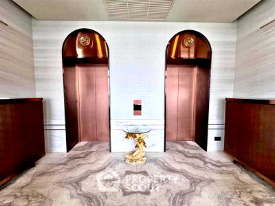 Condos for sale : High-Floor 3-BR 253 Sqm The Monument Thonglo Condo, Thong Lo (ID 3104122)