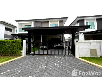 Houses for rent Bangkok : 4 Bedroom House for rent at Centro Rama 9-Motorway 2 1717998