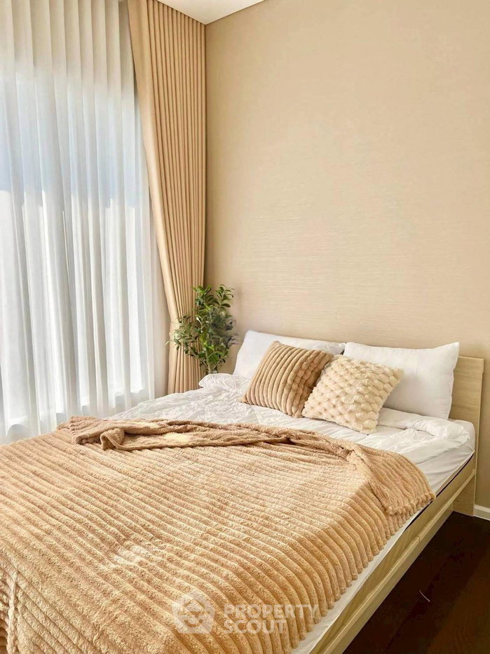 picture High-Floor 2-BR 57 Sqm The Saint Residences, 100m MRT Phahon Yothin (ID 2778331) - 4/7