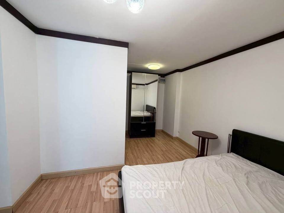 รูป คอนโดให้เช่า 2 ห้องนอน 77 ตร.ม. ฮิลไซด์คอนโดมิเนียม 3 ใกล้นิมมานเหมินท์ สุเทพ (ID 3107340) - รูปที่ 10/16
