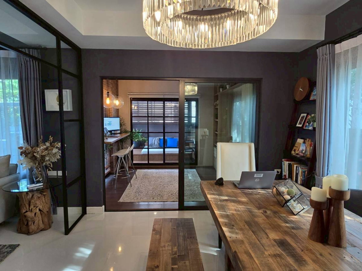 รูป 🏡 ให้เช่า บ้านเดี่ยว Mantana 1 บางนา กม.7 | 900 ม. ถึง Mega Bangna | Fully Furnished | รับสัตว์เลี้ยง - รูปที่ 8/46