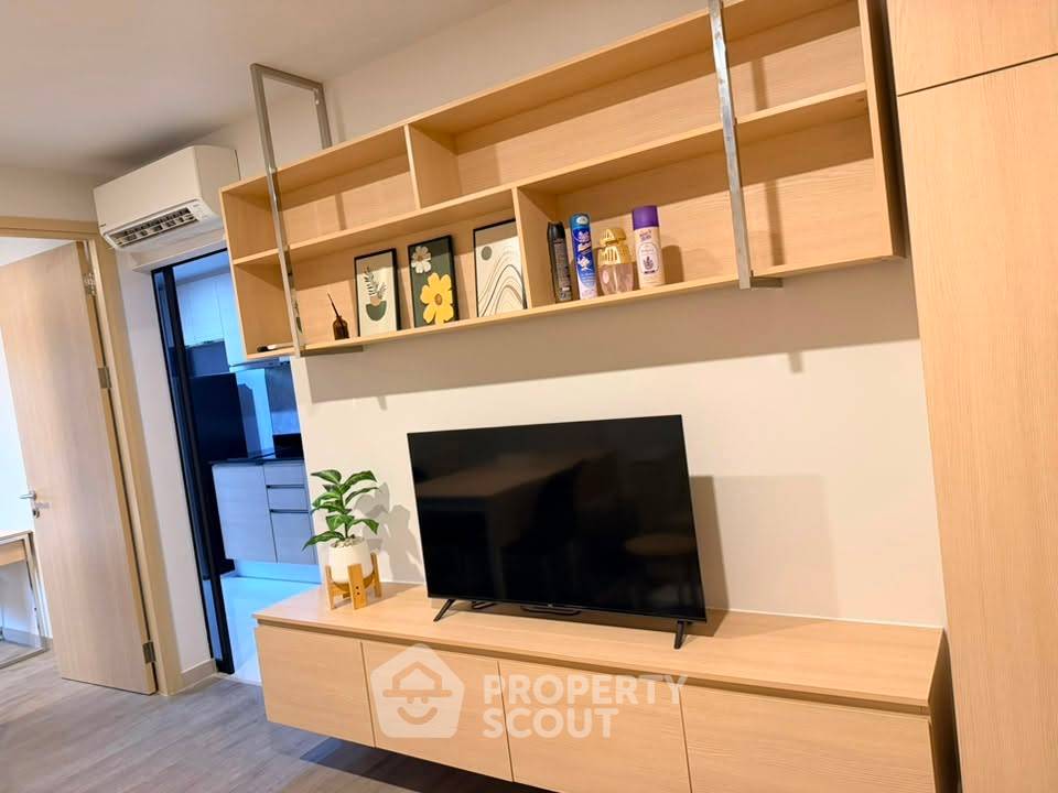 picture 1-BR Condo At The Shade Sathorn 1, MRT Khlong Toei (ID 3105938) - 1/16