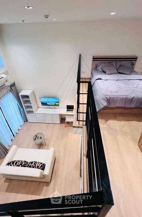 picture High-Floor 1-BR 30.6 Sqm At Na Reva Charoennakhon, BTS Pho Nimit (ID 3108258) - 4/9