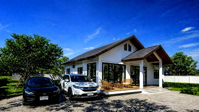 บ้านเดี่ยว สารภี เชียงใหม่ : 🏡 บ้านสไตล์ร่วมสมัย (Contemporary Style)  ทำเลดี หน้าอำเภอสารภี T. 063-6649056