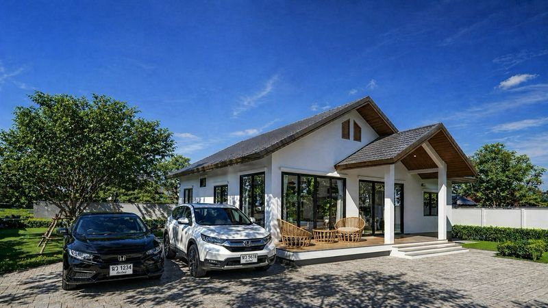 รูป 🏡 บ้านสไตล์ร่วมสมัย (Contemporary Style) ทำเลดี หน้าอำเภอสารภี T. 063-6649056 - รูปที่ 1/11
