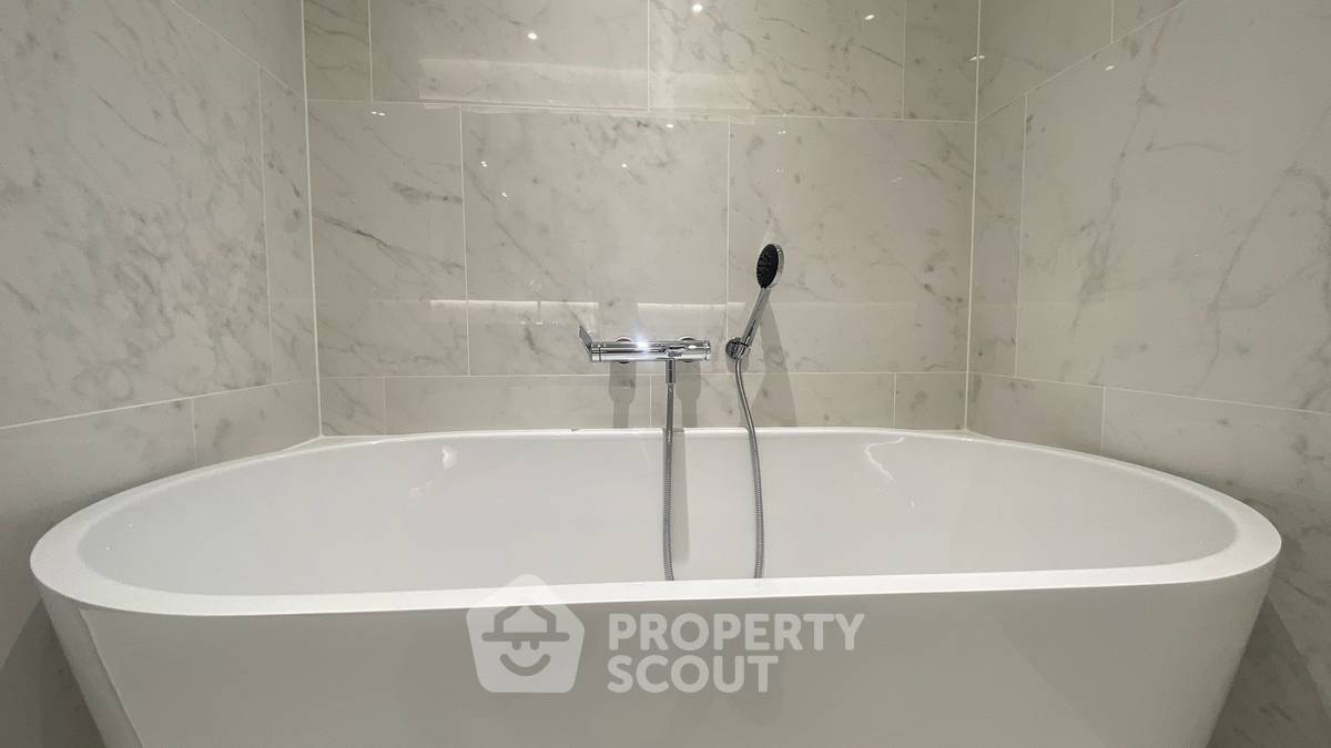 picture 2-BR Condo At Tonson One Residence, 300m To BTS Chit Lom (ID 3105737) - 18/19