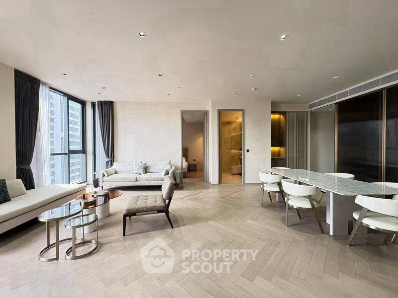 รูป คอนโด 2 ห้องนอนให้เช่า The Reserve Sathorn ชั้น 22 ขนาด 114 ตร.ม. ใกล้ BTS ศาลาแดง (ID 3105718) - รูปที่ 3/13