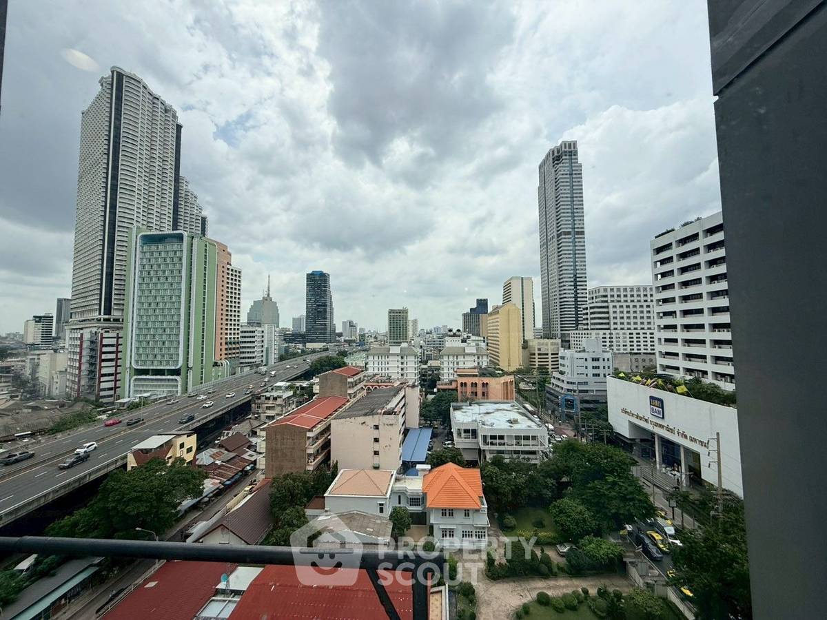 picture 1-BR Condo At Noble Revo Silom Near BTS Surasak (200m) (ID 531336) - 16/17