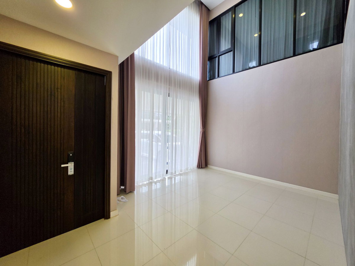 รูป ขายบ้านเดี่ยวลักชัวรี่ 4 ห้องนอน 5 ห้องน้ำ 109.9 ตร.วา พื้นที่ใช้สอย 448 ตร.ม. | ฉัตรเพชร ลักชัวรี่ คัสตอมไมซ์ ถนนเหล่านาดี ขอนแก่น - รูปที่ 7/20