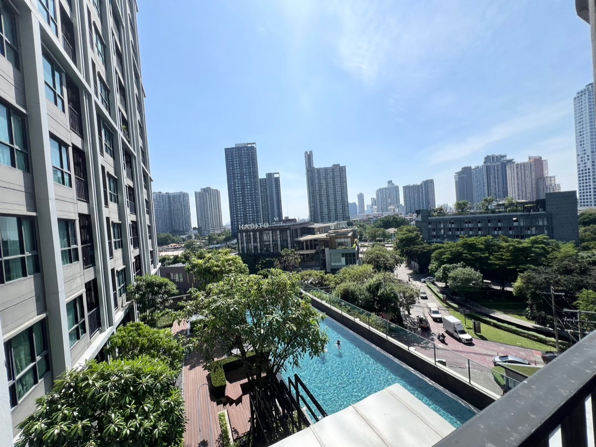 รูป ให้เช่า The Base Park East Sukhumvit 77 ห้องสวย คลีนๆ วิวสระ 30 ตร.ม. ชั้น 7 พร้อมเข้าอยู่ - รูปที่ 9/10