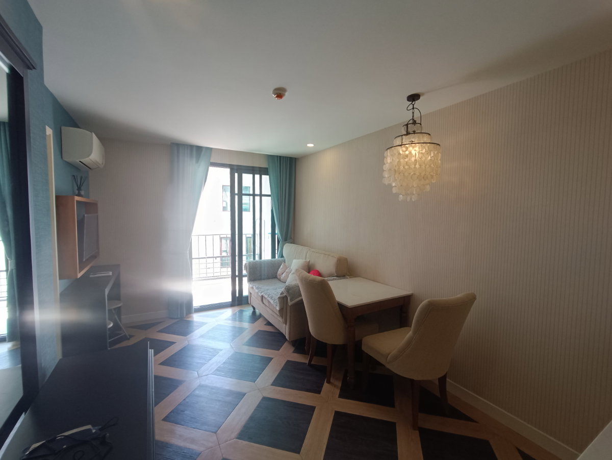 picture Espana Resort Style Condo in Jomtien Pattaya-pool view 1bed 1bath - 18/19