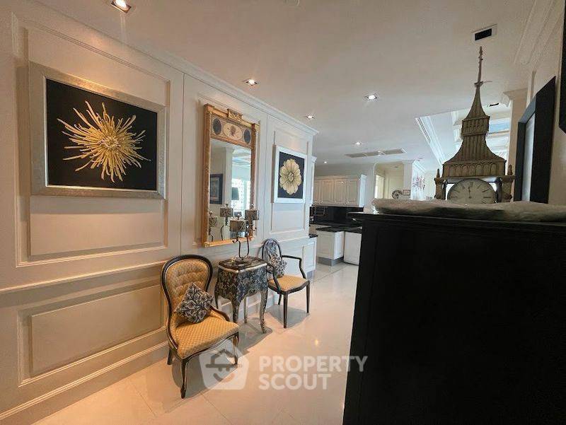 picture 3-BR 178 Sqm Condo At Royce Private Residences, MRT Sukhumvit (ID 3105753) - 10/20
