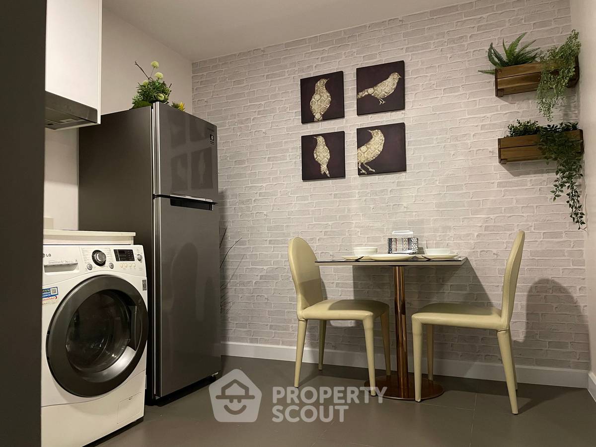picture 1-BR 48 Sqm Metroluxe Phaholyothin - Suthisan, 300m to MRT Chatuchak Park (ID 3105852) - 4/20